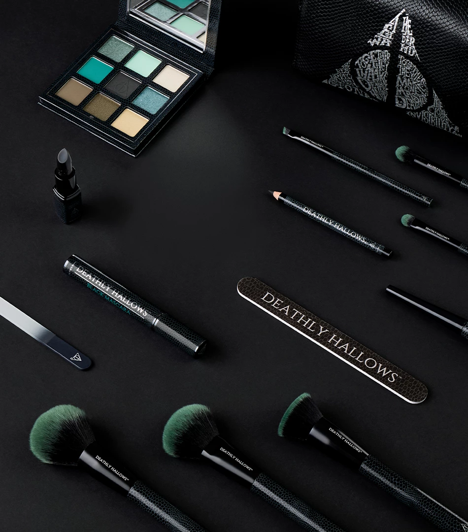 Warner Bros Exclusives Deathly Hallows Cosmetics Bag Bundle