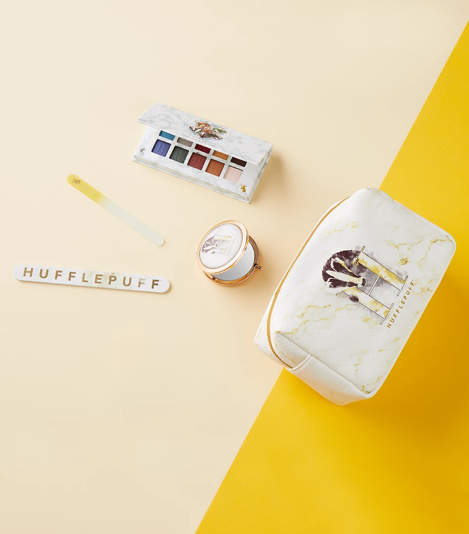 Warner Bros Hufflepuff Cosmetics Bag Bundle Best Sellers