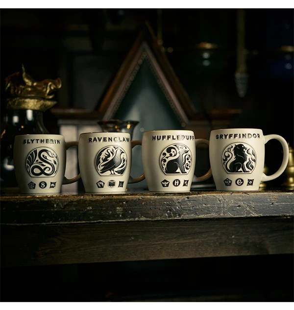 Warner Bros Best Sellers Ravenclaw Logo Mug