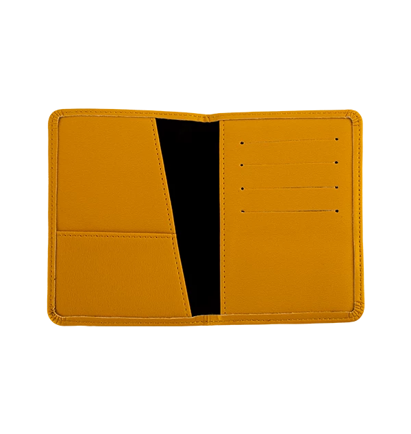 Warner Bros Hufflepuff Embossed Crest Passport Holder